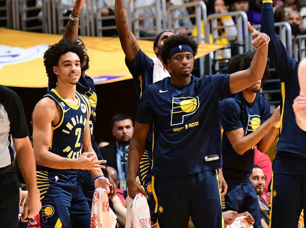  卡昂替补奇兵建功，德甲保级队上演惊天逆转好戏